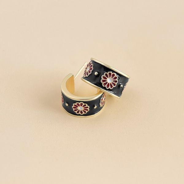 925銀針 雛菊彩繪珐瑯C字耳環 