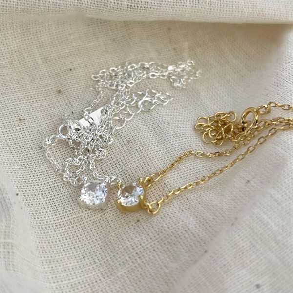 925純銀 四爪鋯石鑲嵌極細鎖骨鍊 