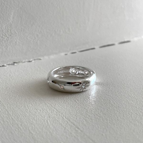 925純銀 微鑲鋯石八芒星寬版戒指 