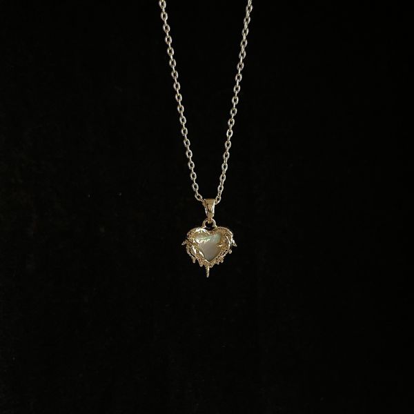 銅鍍14K金 液態愛心貝殼鎖骨鏈 