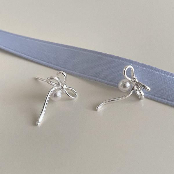 925銀針 緞帶線條珍珠造型耳環 