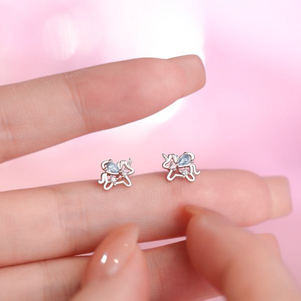 999足銀 微鑲彩鋯獨角獸耳環 
