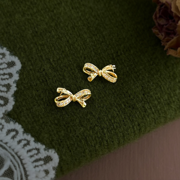 925銀針 微鑲鋯石蝴蝶結耳環 