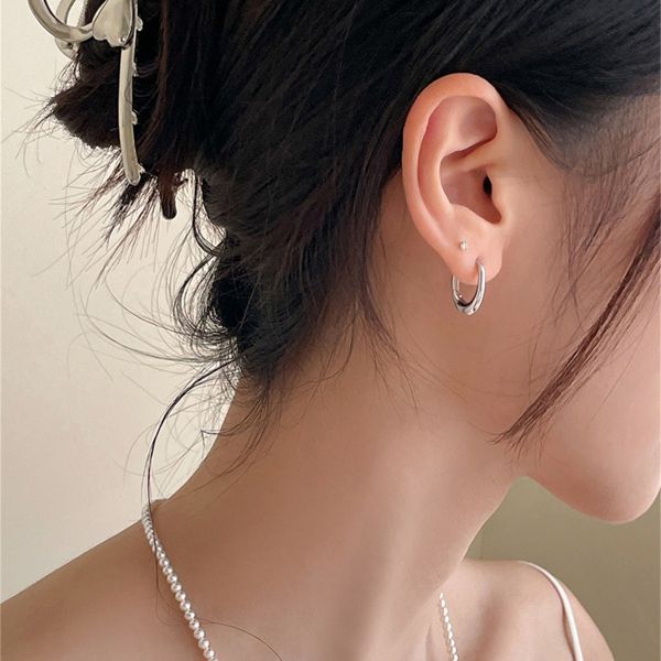 925銀針 極簡素色小橢圓耳扣 