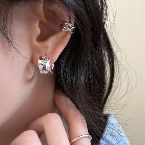 925銀針 寬版不規則立體八芒星耳扣 