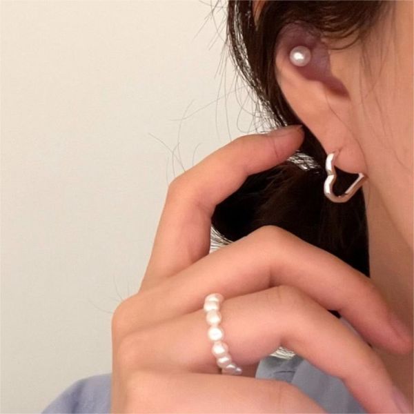 925純銀 一體成型愛心線條耳扣 