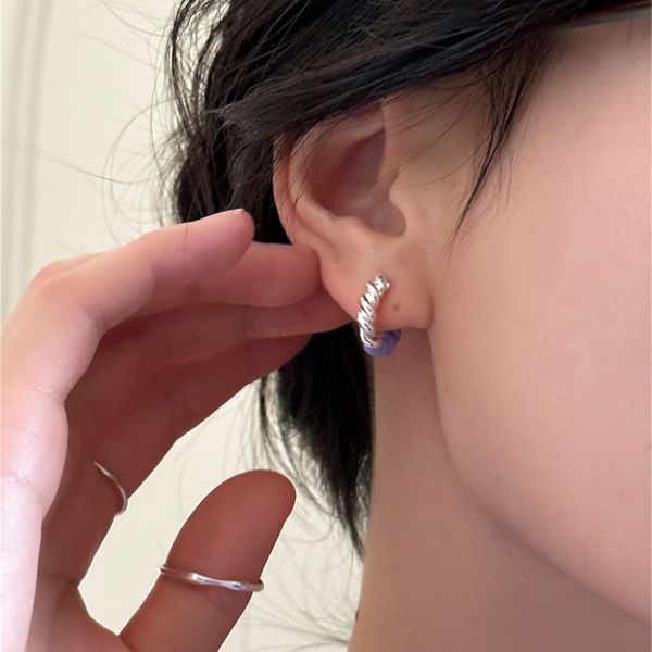 925銀針 Ｃ字麻花撞色耳環 
