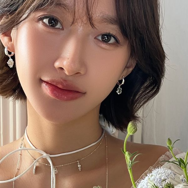 925銀針 墨綠鋯石不對稱珍珠耳扣 