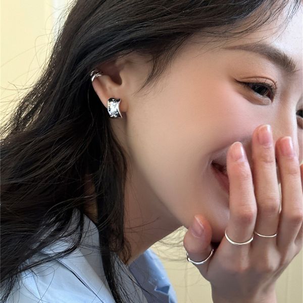 925銀針 寬版不規則立體八芒星耳扣 