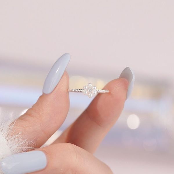 925純銀 珍珠微鑲鋯石小花戒指 