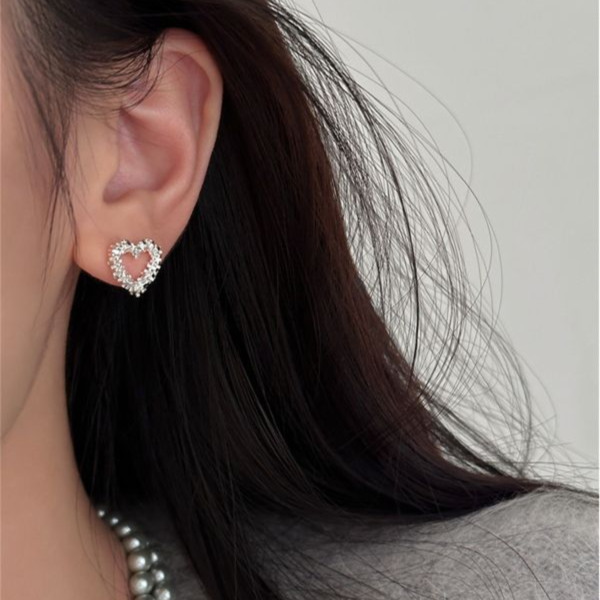 925銀針 碎銀愛心線條耳環 