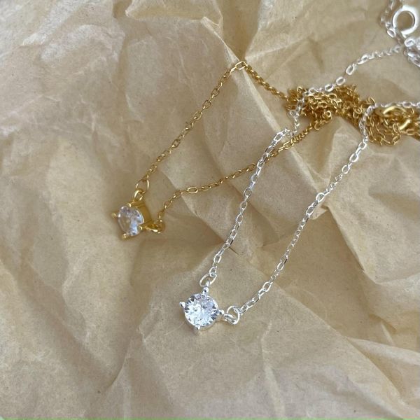 925純銀 四爪鋯石鑲嵌極細鎖骨鍊 