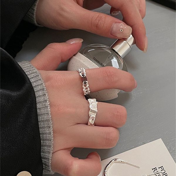 925純銀 不規則皺褶寬版戒指 