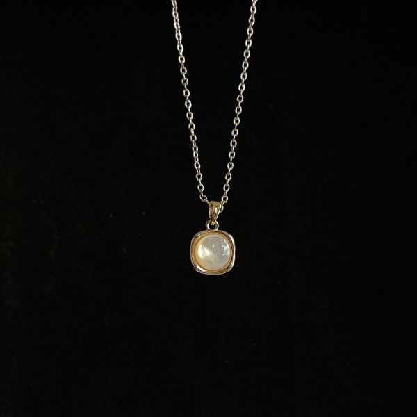 銅鍍14K金 方圓貝殼鎖骨鏈 