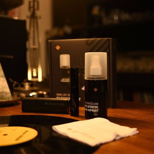 Essentials 全方位黑膠清潔套組 
