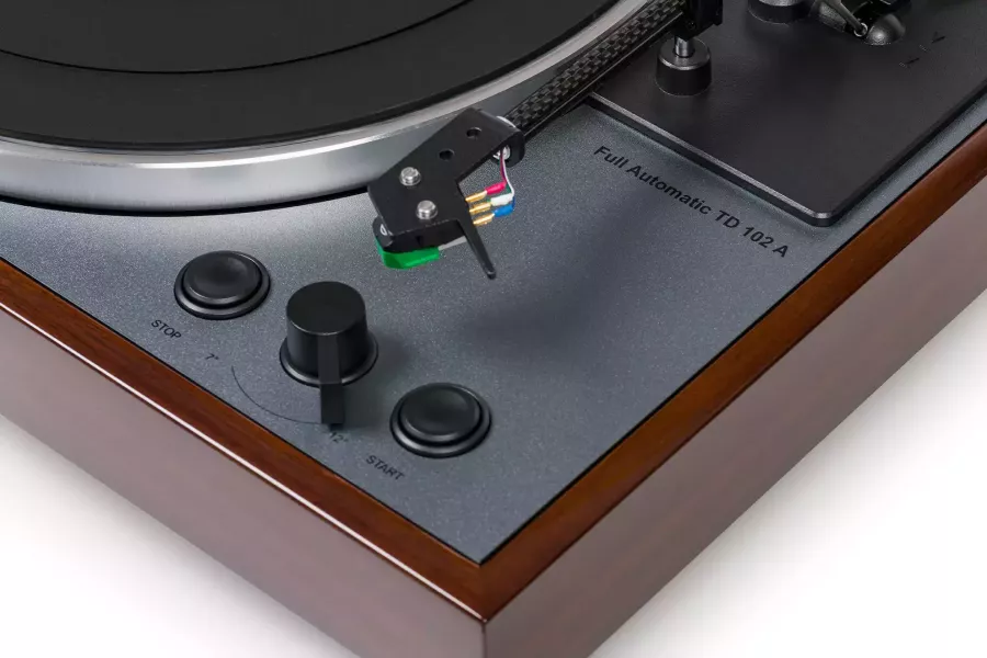 THORENS TD 102A 全自動黑膠唱盤｜內建唱放 AT-VM95E 入門首選 THORENS TD 102A, Thorens 唱盤, 全自動黑膠唱盤, 入門黑膠唱盤, 內建唱放唱盤, AT-VM95E, TP72 唱臂, 黑膠系統, Thorens TD102A, 黑膠唱盤推薦