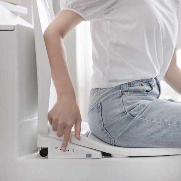 FC-W1520R 免治馬桶座 全家安 famiclean FC-W1520R 頭等座智慧馬桶座(IPX5) 新型瞬熱式、IPX5防水電腦智慧馬桶