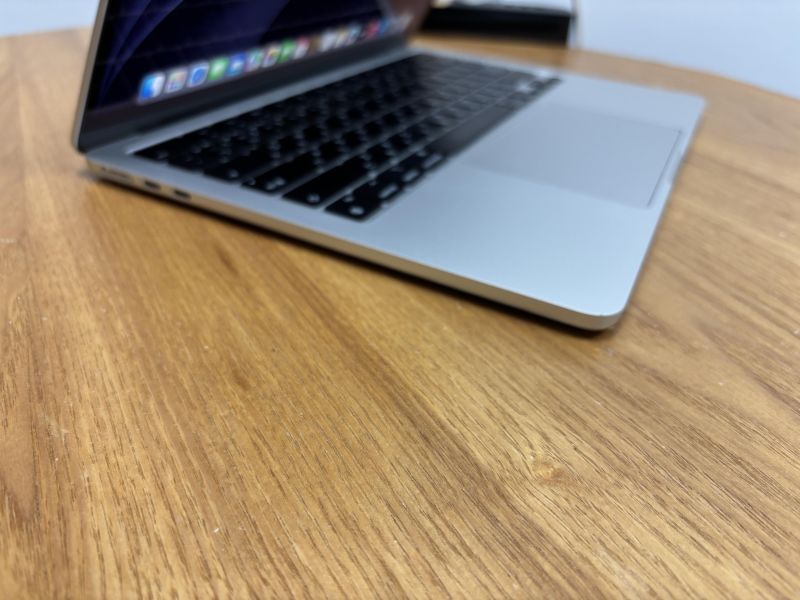 客製款 MacBook Air 13吋 M3 / 16G / 256G / 銀 / 電池100% Mac,MacBook Apple,MacBook Air, MacBook, Macbook pro, iMac,Mac mini,Macbook pro m1,Macbook Pro m2,Macbook m3,Macbook air m1,Macbook Air m2,Macbook air m3