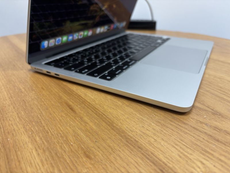 MacBook Air 13吋 M3 / 16G / 512G / 銀 Mac,MacBook Apple,MacBook Air, MacBook, Macbook pro, iMac,Mac mini,Macbook pro m1,Macbook Pro m2,Macbook m3,Macbook air m1,Macbook Air m2,Macbook air m3