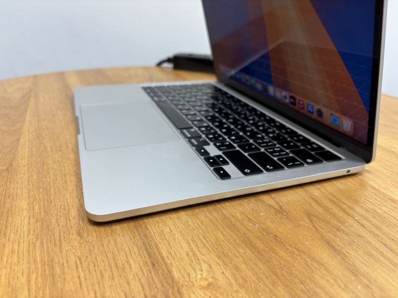 客製款 MacBook Air 13吋 M3 / 16G / 256G / 銀 Mac,MacBook Apple,MacBook Air, MacBook, Macbook pro, iMac,Mac mini,Macbook pro m1,Macbook Pro m2,Macbook m3,Macbook air m1,Macbook Air m2,Macbook air m3