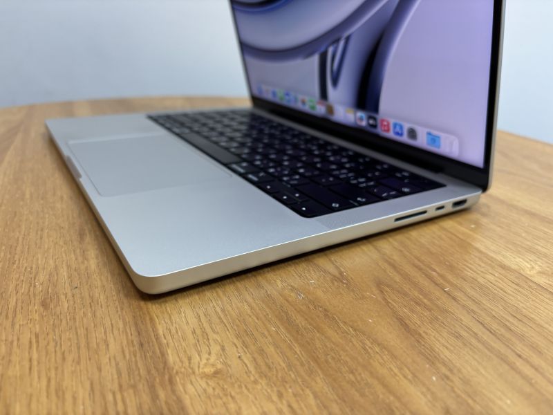 MacBook Pro 14吋 M3 Pro / 18G / 512G / 銀 / 電池100% Mac,MacBook Apple,MacBook Air, MacBook, Macbook pro, iMac,Mac mini,Macbook pro m1,Macbook Pro m2,Macbook m3,Macbook air m1,Macbook Air m2,Macbook air m3