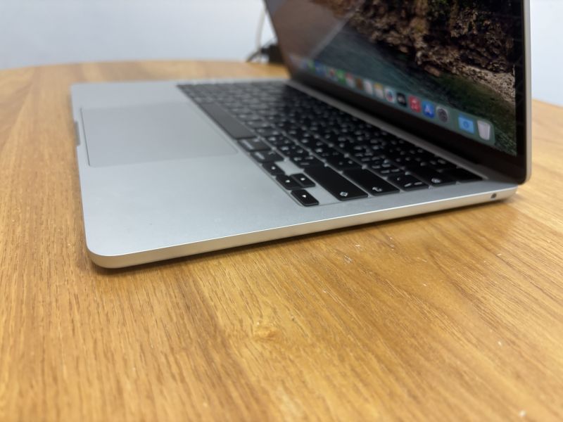 MacBook Air 13吋 M3 / 16G / 512G / 銀 Mac,MacBook Apple,MacBook Air, MacBook, Macbook pro, iMac,Mac mini,Macbook pro m1,Macbook Pro m2,Macbook m3,Macbook air m1,Macbook Air m2,Macbook air m3