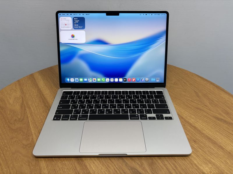MacBook Air 13吋 M4 / 16G / 256G / 星光 / 電池100% Mac,MacBook Apple,MacBook Air, MacBook, Macbook pro, iMac,Mac mini,Macbook pro m1,Macbook Pro m2,Macbook m3,Macbook air m1,Macbook Air m2,Macbook air m3