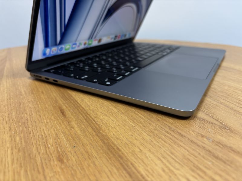 MacBook Air 13吋 M2 / 2024 / 16G / 256G / 太空灰 / 電池93% Mac,MacBook Apple,MacBook Air, MacBook, Macbook pro, iMac,Mac mini,Macbook pro m1,Macbook Pro m2,Macbook m3,Macbook air m1,Macbook Air m2,Macbook air m3