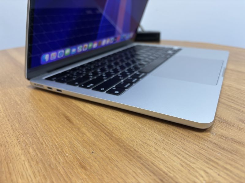 MacBook Air 13吋 M2 / 8G / 256G / 銀 Mac,MacBook Apple,MacBook Air, MacBook, Macbook pro, iMac,Mac mini,Macbook pro m1,Macbook Pro m2,Macbook m3,Macbook air m1,Macbook Air m2,Macbook air m3