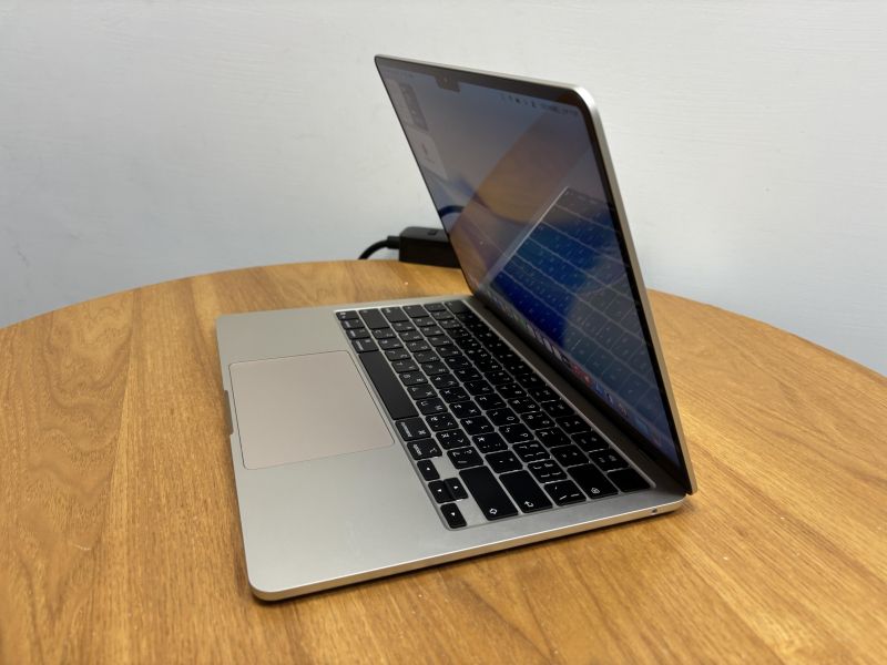 MacBook Air 13吋 M4 / 16G / 256G / 星光 / 電池100% Mac,MacBook Apple,MacBook Air, MacBook, Macbook pro, iMac,Mac mini,Macbook pro m1,Macbook Pro m2,Macbook m3,Macbook air m1,Macbook Air m2,Macbook air m3
