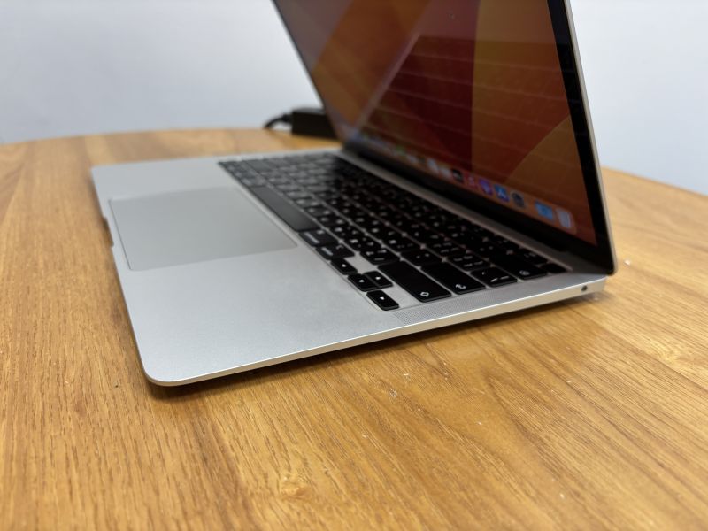 MacBook Air 13吋 M1 / 8G / 256G / 銀色 Mac,MacBook Apple,MacBook Air, MacBook, Macbook pro, iMac,Mac mini,Macbook pro m1,Macbook Pro m2,Macbook m3,Macbook air m1,Macbook Air m2,Macbook air m3
