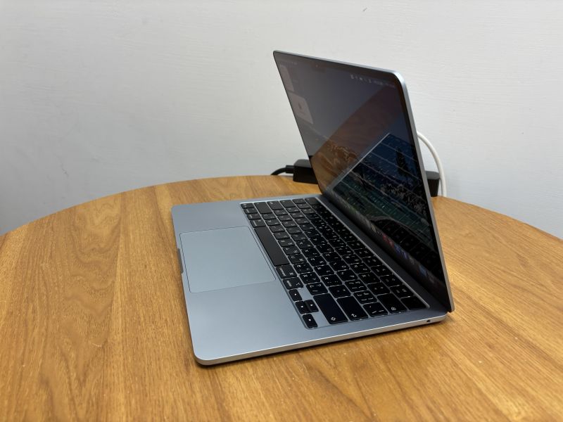 MacBook Air M4 13吋 / 16G / 256G / 天藍 / 電池100% Mac,MacBook Apple,MacBook Air, MacBook, Macbook pro, iMac,Mac mini,Macbook pro m1,Macbook Pro m2,Macbook m3,Macbook air m1,Macbook Air m2,Macbook air m3