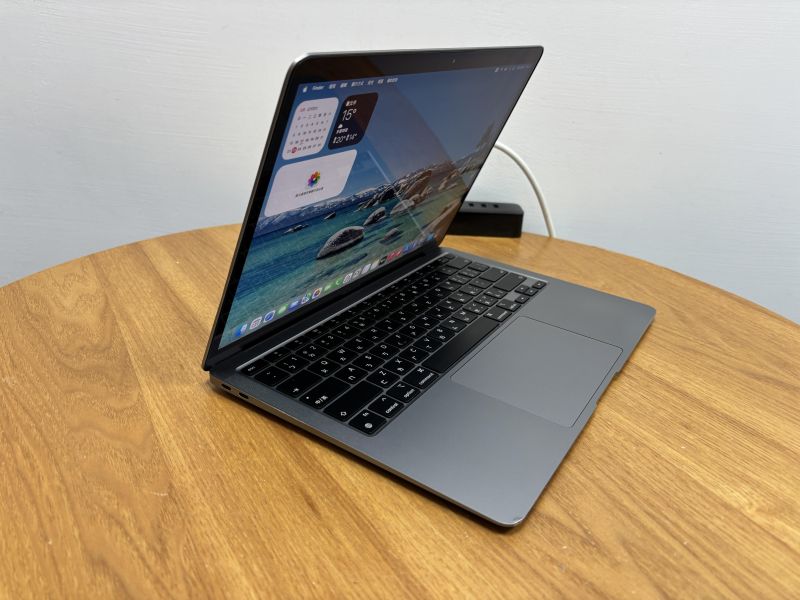 MacBook Air M1 13吋 / 8G / 256G / 太空灰 Mac,MacBook Apple,MacBook Air, MacBook, Macbook pro, iMac,Mac mini,Macbook pro m1,Macbook Pro m2,Macbook m3,Macbook air m1,Macbook Air m2,Macbook air m3