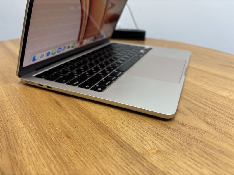 MacBook Air 13吋 M2 / 2024 / 16G / 256G / 星光 Mac,MacBook Apple,MacBook Air, MacBook, Macbook pro, iMac,Mac mini,Macbook pro m1,Macbook Pro m2,Macbook m3,Macbook air m1,Macbook Air m2,Macbook air m3