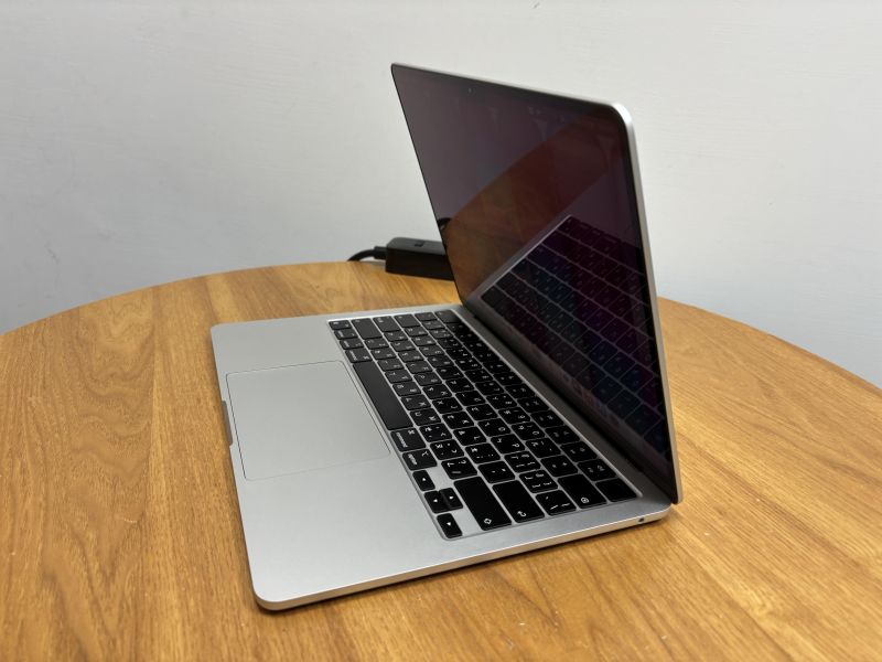 客製款 MacBook Air 13吋 M3 / 16G / 256G / 銀 / 電池97% Mac,MacBook Apple,MacBook Air, MacBook, Macbook pro, iMac,Mac mini,Macbook pro m1,Macbook Pro m2,Macbook m3,Macbook air m1,Macbook Air m2,Macbook air m3