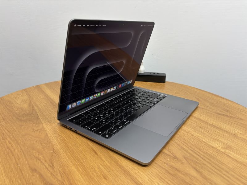 客製款 MacBook Air 13吋 M3 / 16G / 256G / 太空灰 Mac,MacBook Apple,MacBook Air, MacBook, Macbook pro, iMac,Mac mini,Macbook pro m1,Macbook Pro m2,Macbook m3,Macbook air m1,Macbook Air m2,Macbook air m3