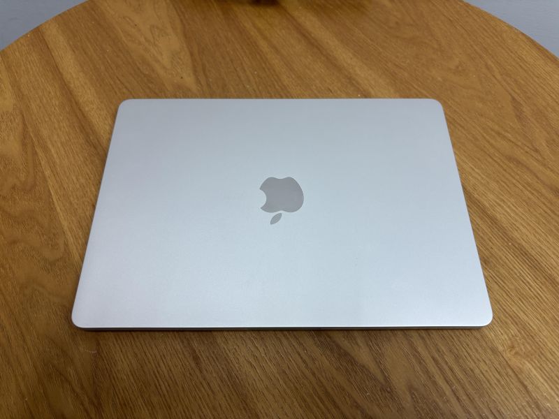 客製款 MacBook Air 13吋 M3 / 16G / 256G / 銀 / 電池100% Mac,MacBook Apple,MacBook Air, MacBook, Macbook pro, iMac,Mac mini,Macbook pro m1,Macbook Pro m2,Macbook m3,Macbook air m1,Macbook Air m2,Macbook air m3