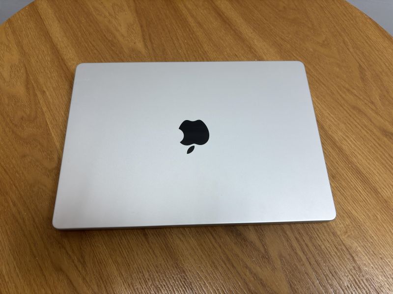 MacBook Pro 14吋 M3 Pro / 18G / 512G / 銀 / 電池96% Mac,MacBook Apple,MacBook Air, MacBook, Macbook pro, iMac,Mac mini,Macbook pro m1,Macbook Pro m2,Macbook m3,Macbook air m1,Macbook Air m2,Macbook air m3