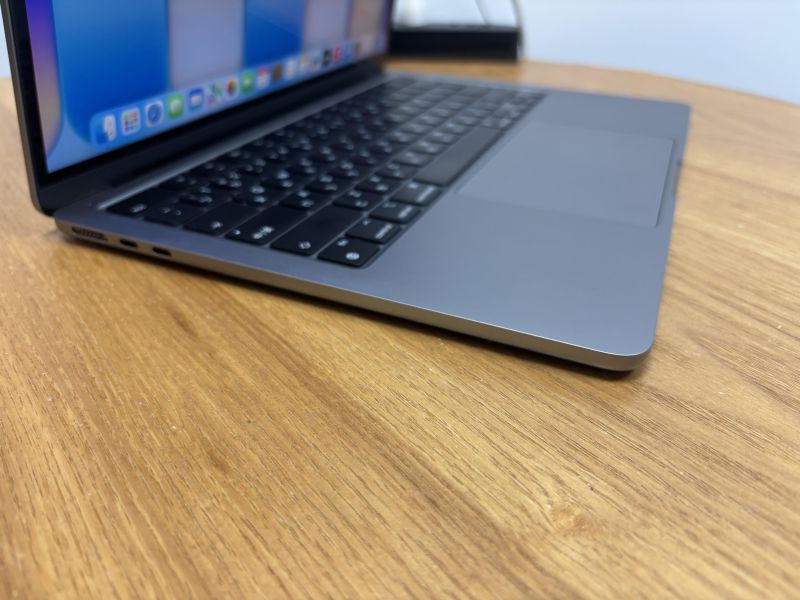 MacBook Air M3 13吋 / 16G / 256G / 太空灰 / 電池90% Mac,MacBook Apple,MacBook Air, MacBook, Macbook pro, iMac,Mac mini,Macbook pro m1,Macbook Pro m2,Macbook m3,Macbook air m1,Macbook Air m2,Macbook air m3