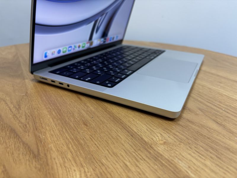 MacBook Pro 14吋 M3 Pro / 18G / 512G / 銀 / 電池100% Mac,MacBook Apple,MacBook Air, MacBook, Macbook pro, iMac,Mac mini,Macbook pro m1,Macbook Pro m2,Macbook m3,Macbook air m1,Macbook Air m2,Macbook air m3