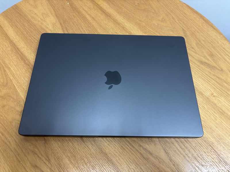 MacBook Pro 16吋 M4 Max / 36G / 1TB / 黑 / 電池100% Mac,MacBook Apple,MacBook Air, MacBook, Macbook pro, iMac,Mac mini,Macbook pro m1,Macbook Pro m2,Macbook m3,Macbook air m1,Macbook Air m2,Macbook air m3