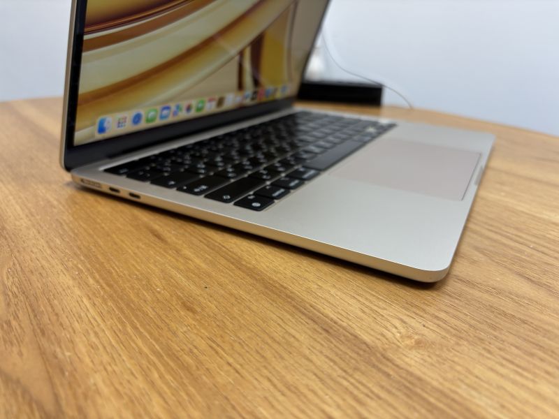 MacBook Air 13吋 M2 / 8G / 256G / 星光 Mac,MacBook Apple,MacBook Air, MacBook, Macbook pro, iMac,Mac mini,Macbook pro m1,Macbook Pro m2,Macbook m3,Macbook air m1,Macbook Air m2,Macbook air m3