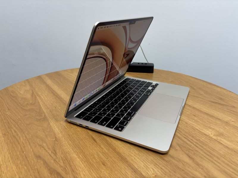 MacBook Air 13吋 M2 / 2024 / 16G / 256G / 星光 Mac,MacBook Apple,MacBook Air, MacBook, Macbook pro, iMac,Mac mini,Macbook pro m1,Macbook Pro m2,Macbook m3,Macbook air m1,Macbook Air m2,Macbook air m3
