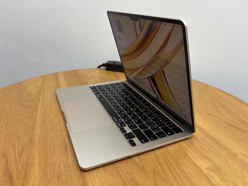 MacBook Air 13吋 M4 / 16G / 256G / 星光 / 電池100% Mac,MacBook Apple,MacBook Air, MacBook, Macbook pro, iMac,Mac mini,Macbook pro m1,Macbook Pro m2,Macbook m3,Macbook air m1,Macbook Air m2,Macbook air m3