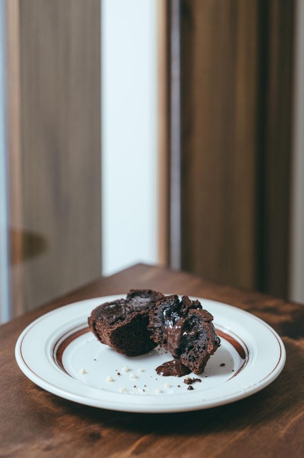 巧克力熔岩蛋糕 六入 巧克力熔岩蛋糕,花郜巧克力,甜點親送,蛋糕