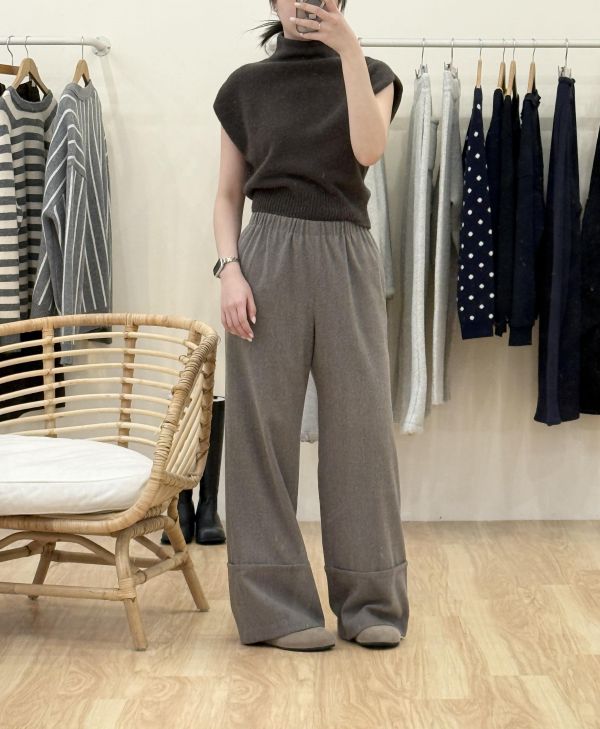 小立領無縫純羊毛背心 