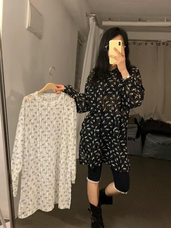 碎花蕾絲簍空長版衣 