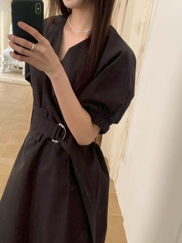 側腰封造型縮袖洋裝 