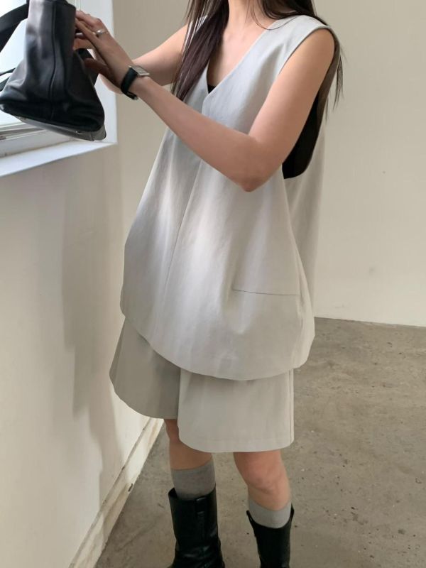 兩件式休閒感西裝背心套裝 