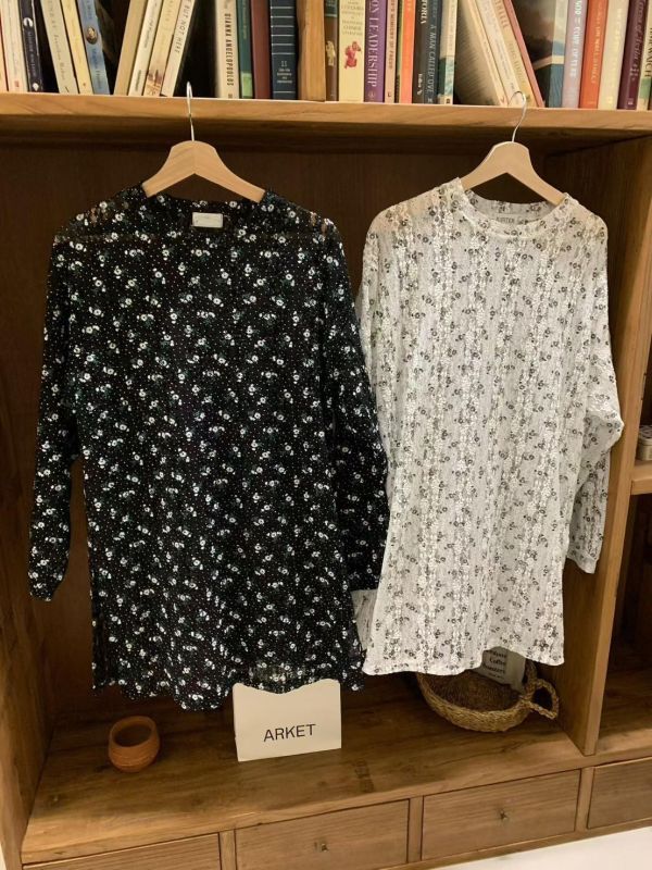 碎花蕾絲簍空長版衣 